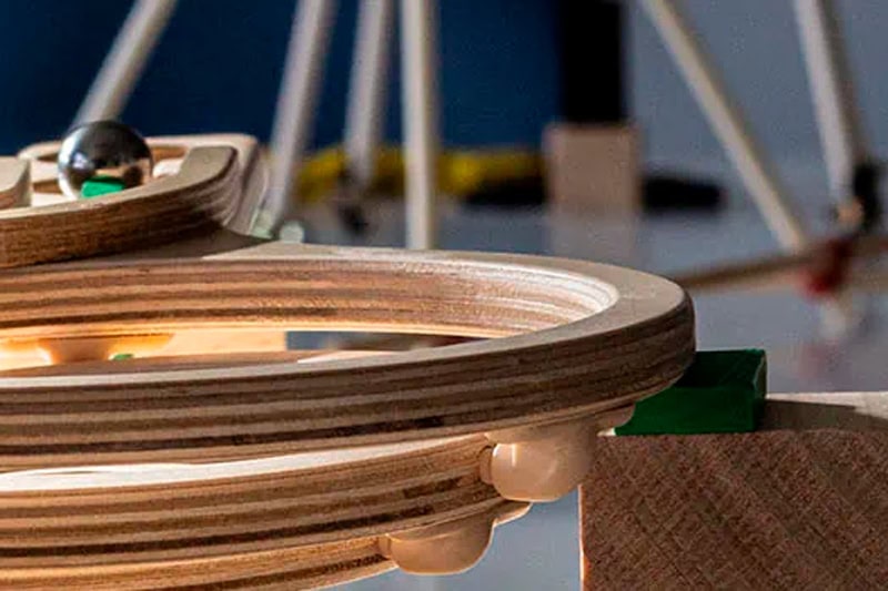 Elementer i en kreativ og sammenhængende konstruktion fra et Chain Reaction-event med GoTeam.